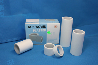 China Surgical Non Woven Paper Tape 1.25cm 2.5cm 5cm 7.5cm 10cm / 5m 10m Medical Bandage Tape supplier