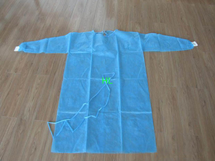 China Nonwoven SMS / PP + PE Disposable Medical Gowns / Surgical Isolation Patient Coat  S M L XL supplier