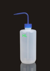 China Plastic Wash Bottle Laboratory Consumables With Different Capacity supplier
